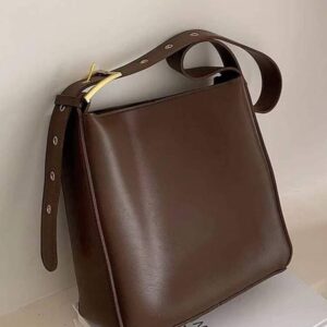 Minimalist Hobo Bag